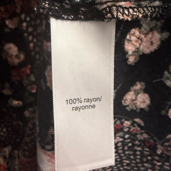 Maurice’s Mixed Ditsy Floral Black and Red Patchwork Babydoll Women's Top - Picture 4 of 9